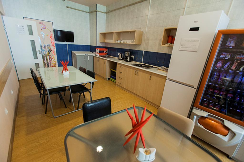 Holiday Hotel & Hostel Jerevan Eksteriør bilde