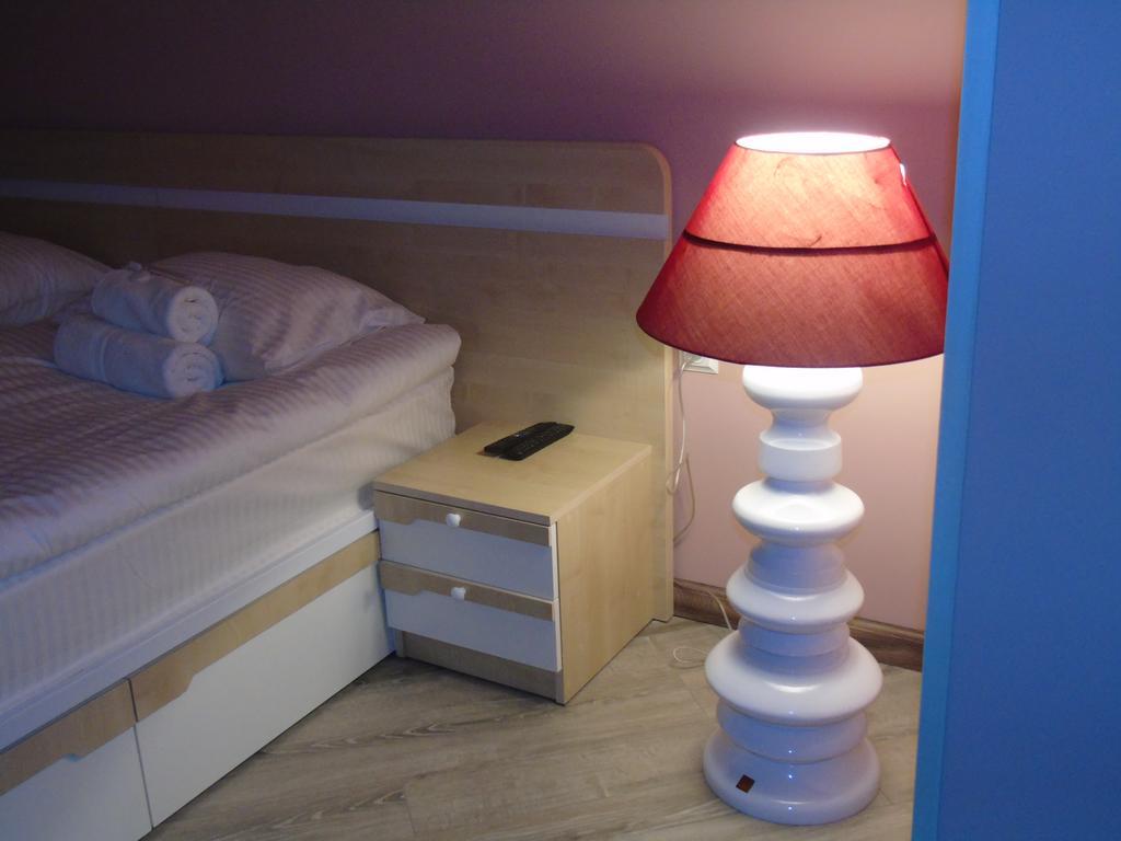 Holiday Hotel & Hostel Jerevan Eksteriør bilde