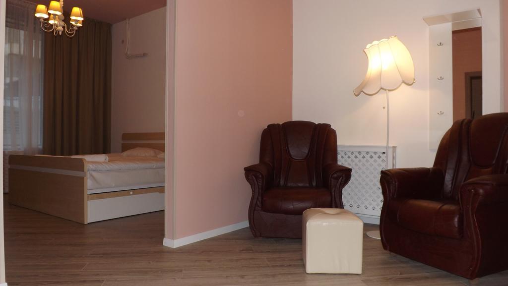 Holiday Hotel & Hostel Jerevan Eksteriør bilde