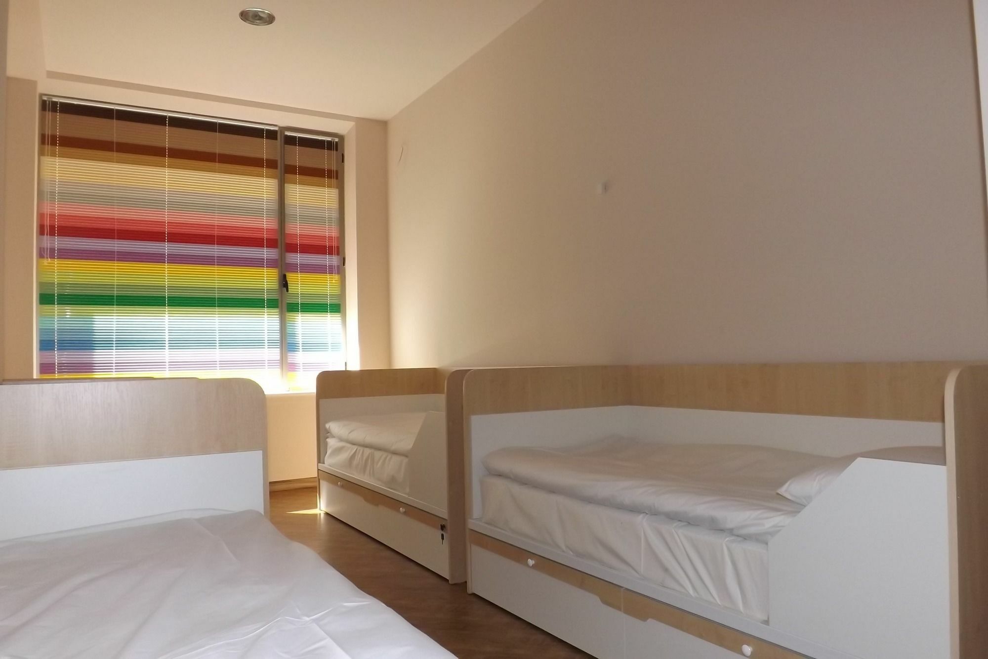 Holiday Hotel & Hostel Jerevan Eksteriør bilde